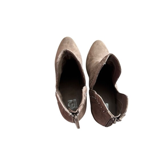 Womens Beige Suede Cutout Ankle Booties Block Heel, Report Sz 10 Studded Cowgirl - Picture 3 of 10